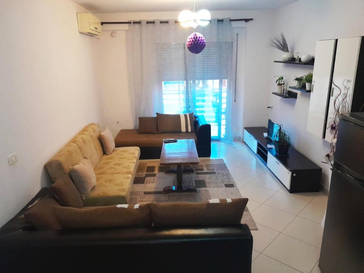 Alpha City Center Apartment Shkoder Exterior photo