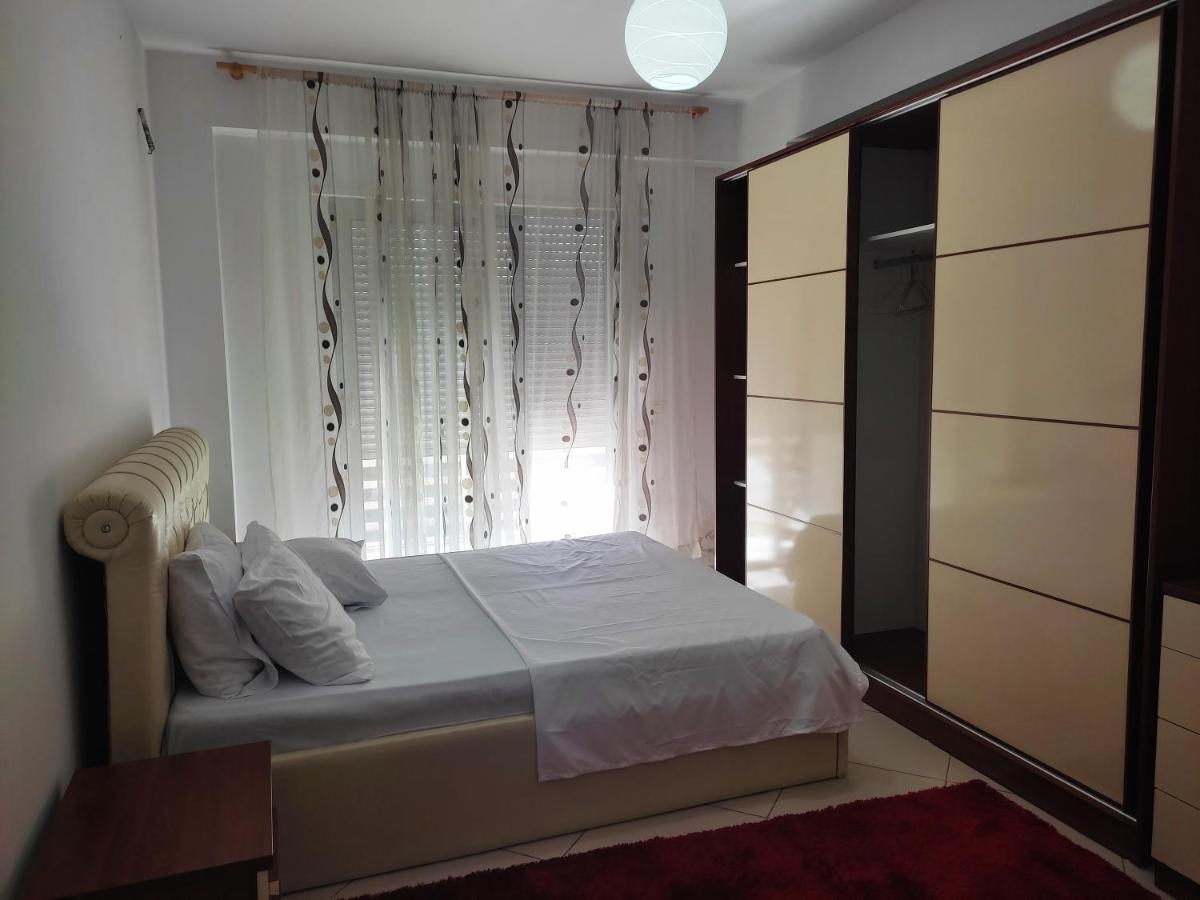 Alpha City Center Apartment Shkoder Exterior photo